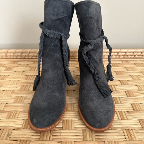 Huma Blanco Braided Suede Boots 37.  Never worn! - Picture 2 of 5